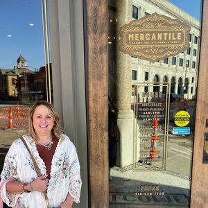 Meet your Posher, April